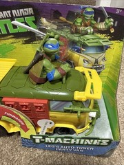 Teenage Mutant Ninja Turtles T-Machines Leo’s Auto-Tuner Party Van