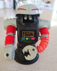 ROBO FORCE Hun-Dred The Conqueror Robot 1984 Figure Vintage w/ Weapons & Comic