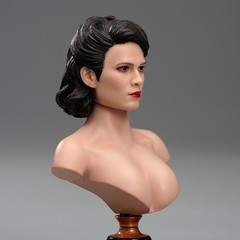 US 1/6 Female Head Sculpt Peggy Carter Carved Fit 12in Action Figure Body Model