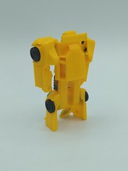 Hasbro Transformers BUMBLEBEE Figure 4″ 2017