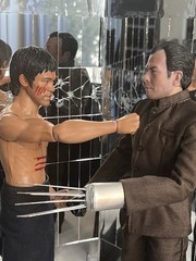 ENTER THE DRAGON 1:6 MR HAN MIROR ROOM SCENE & FIGURE W/REAL MIRRORS METAL CLAWS