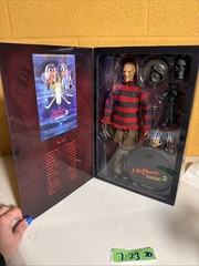 Sideshow A Nightmare on Elm Street 3 Dream Warriors Freddy Krueger 1/6 Figure