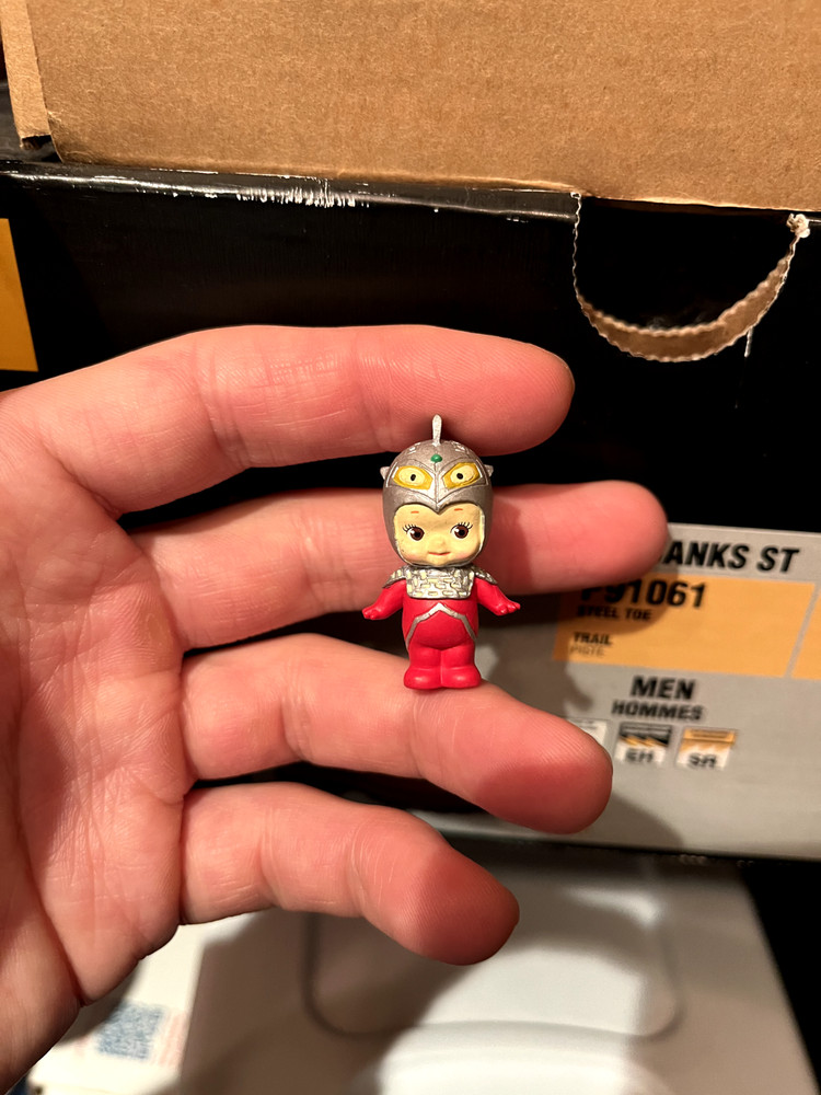 Rose O’Neil Kewpie x Ultraman Mini Figure