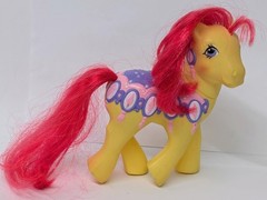 Vintage G1 My Little Pony DIAMOND DREAMS Merry Go Round Rare MLP Hasbro