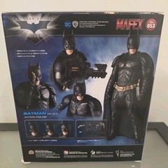 Medicom Mafex No. 053 The Dark Knight Batman. Ver. 3.0 Re-issue
