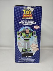 Thinkway Disney Toy Story 12” Buzz Lightyear Talking Room Guard (Eng/ Spa)