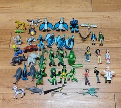 Wild Kratts Lot of 42 Action Figures PBS Kids Animal Educational