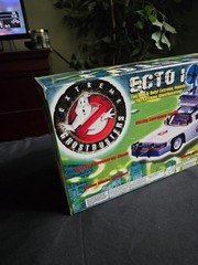 Extreme Ghostbusters 1997 Ecto-1 Vehicle BRAND NEW OPEN BOX Trendmasters CIB