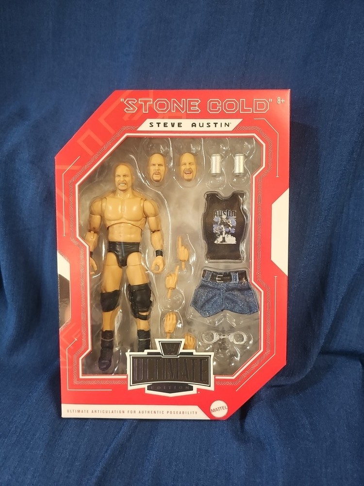 WWE ULTIMATE EDITION Monday Night War Exclusive “Stone Cold” Steve Austin Figure