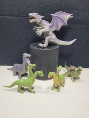 Mixed lot of (5) Hard Plastic Dragons Fantasy Dungeons & Dragons 2 Headed Hydra