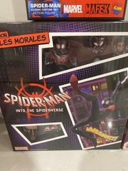 MAFEX Spider-Man Action Figure Lot Spider-Man, Ghost Spider, Carnage, Miles