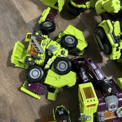 NBK Deformation Oversize Toys Robot Devastator Engineering Combiner INCOMPLETE