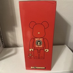Shepard Fairey Obey x Bearbrick 400% 100% Make Art Not War 2023 Designercon EX