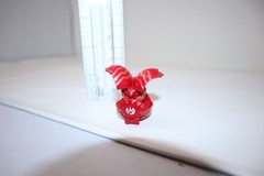 Bakugan Falconeer 250G Red Pyrus B1 Classic Open Core Battle Brawlers