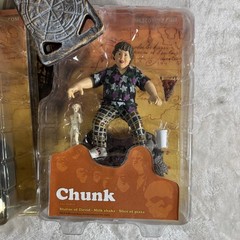 Mezco Toyz NIP The Goonies Set of 4 Action Figures Chunk Data Mikey Mouth & Key