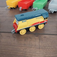 Lot of 9 Thomas The Train Die-cast and Plastic Trains 2010-2019