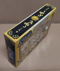 Saint Seiya Armadura De Oro Knights of Zodiac Golden Armor Figure Bandai 2004