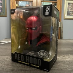 Red Hood (Batman: Three Jokers) 1:3 Scale Cowl Replica Platinum Edition NEW 2026