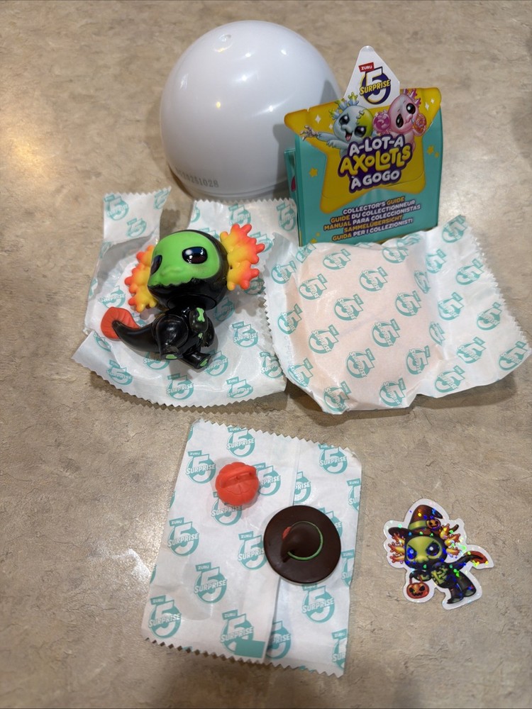 Zuru 5 Surprise A-Lot-A Axolotls Scare Alotl Ultra Rare Glows in the Dark