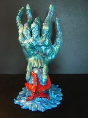 OCTO HAND Custom Kidrobot Santa Cruz Skateboards Screaming Hand Figure