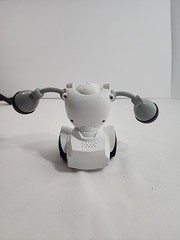 Robot Robo Fighting Combat Set Sharper Image 1005547 White NO REMOTE