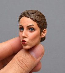 1/6 Female Head Sculpt Kissing Funny Expression For 12″ PHICEN Hot Toys Figure