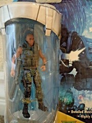 AVATAR CPL. LYLE WAINFLEET COLLECTIBLE FIGURE w/ ITAG R2301 *NEW*