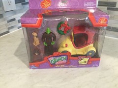 UNIVERSAL STUDIOS/PLAYMATES VINTAGE 2000 PLAYSET “HOW THE GRINCH STOLE CHRISTMAS