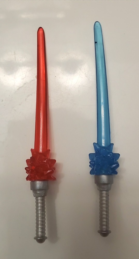 Marvel Legends SSCC Deadpool Lightsaber Lot 2Pack Red Blue Star Wars Weapons