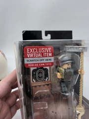 Roblox Desktop Series Phantom Forces: Tactical Genius Action Figure Toy 8+ New