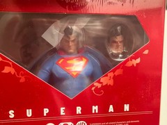 Pop Mart X Gong DC Batman Hush Superman Action Figure Toy Model New In Stock