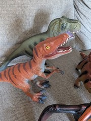 Lot Of 7 Soft Rubber Dinosaurs From Toys R Us Variety Of Species