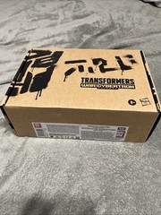 Hasbro Transformers Generations Selects Deluxe SANDSTORM WFC-GS21 New