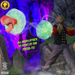 Mezco Atticus Doom (Cthulhu Original Color) with Magical Enhancement Kit