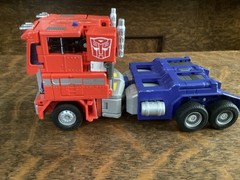 TRANSFORMERS MASTERPIECE MP-01 SCALE OPTIMUS PRIME CAB (FOR PARTS/REPAIR)