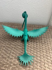 How to Train Your Dragon SCAULDRON Water Squirter Figure 2013 Defenders of Berk