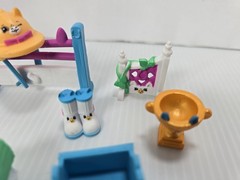 Happy Places Shopkins Pretty Pony Show Jumping Decorator’s Lot Of 8
