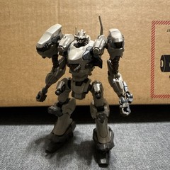 Gray Black Robot Action Figure Fully Jointed Plastic with Gun Rifle Axe Hand