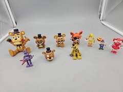 FNAF Five Nights at Freddy’s Lot of 10 Random Figures 1″ to 3″