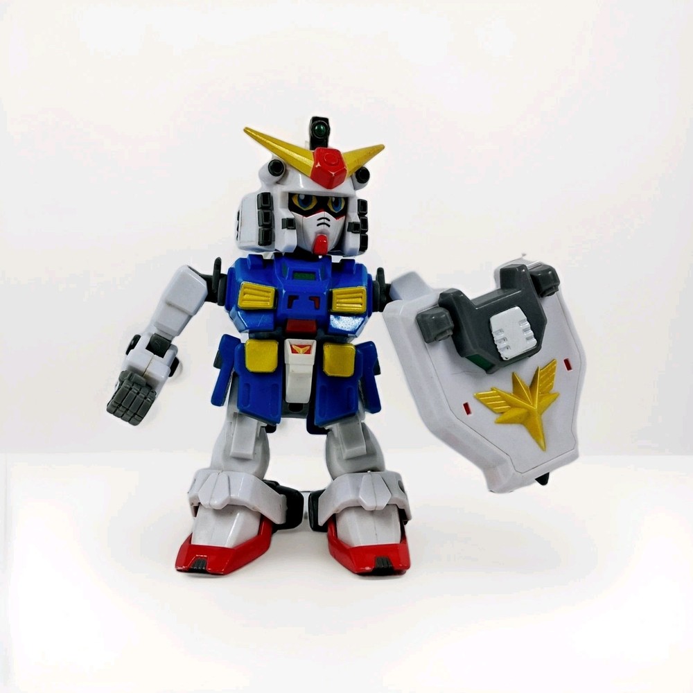 SD Gundam Force 01 Captain Gundam 4″ Action Figure 2004 Bandai Robot Toy & Shiel