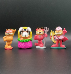 4 Garfields Valentine’s Day Cupid Devil Luv Ya Easter Paws Toy Cat Lot P 5