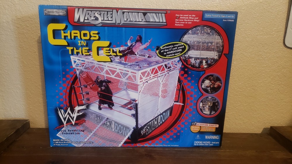 WWE WWF Chaos In The Cell Set Wrestlemania XVII Hell In A Cell Hardcore NIB Read