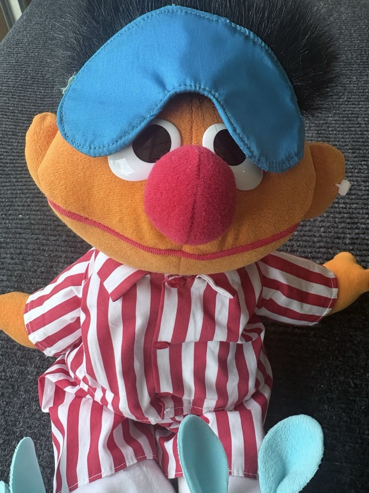 1996 TYCO Talking Sleepy Time Snoring Ernie Plush Doll Bedtime Sesame Street
