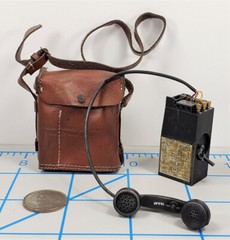 DID WWII US Bryan Military Police telephone n pouch 1/6 scale toys radio MP bag
