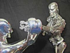 TERMINATOR 2 Indestructible T-800 Endoskeleton HOT TOYS MMS33 1/6 Scale