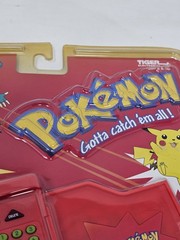 Pokemon Pokedex Hasbro Tiger 1999 Vintage Factory-Sealed