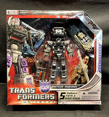 Transformers Universe 25th Anniversary BRUTICUS MAXIMUS 5 Robots Form 1 Robot