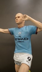 Custom Erling Haaland figure statue 27cm -action figure – collectible – headmade