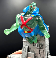 Justice League Figurine MATIAN MANHUNTER Monogram 2010 Cold Cast & Acrylic 3.5″