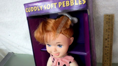 Vtg 1993 Mattel Flintstones CUDDLY PEBBLES 12″ TV / Movie Character Doll Figure